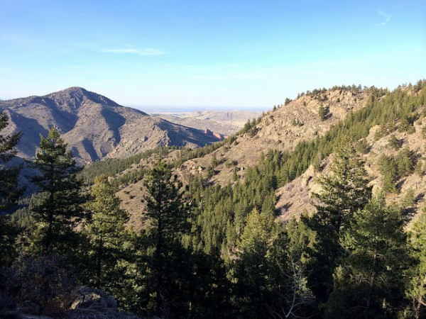 day hiking mount falcon trail near denver